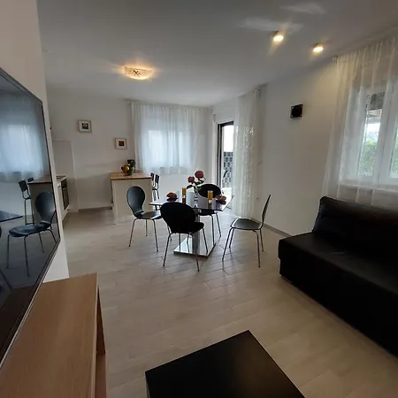 Dubrovnik Apartment *